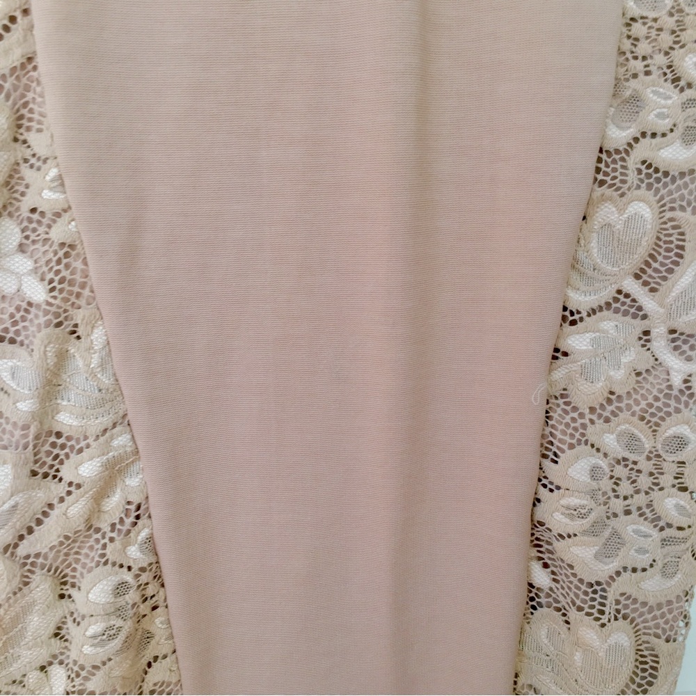 Bebe Bodycon Cocktail Dress w/ Lace, Size S, Taupe/Beige - Picture 10 of 12